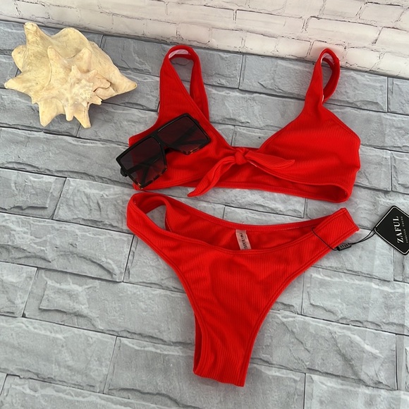 New ! Zaful 2 piece bikini set size 6 - Picture 1 of 8